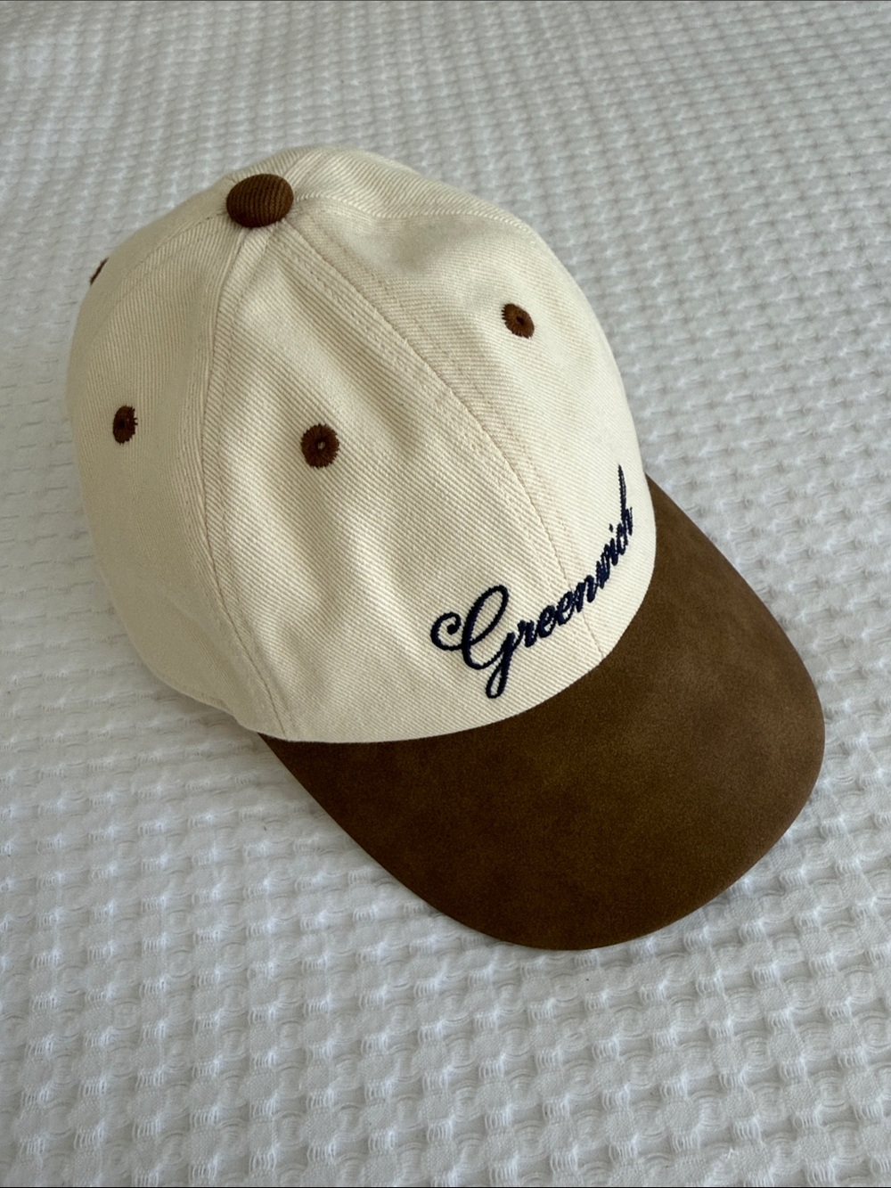 Brandy Melville Greenwich Cream Cap with Brown Suede Brim